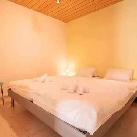 Διαμέρισμα Haus Padrun 10